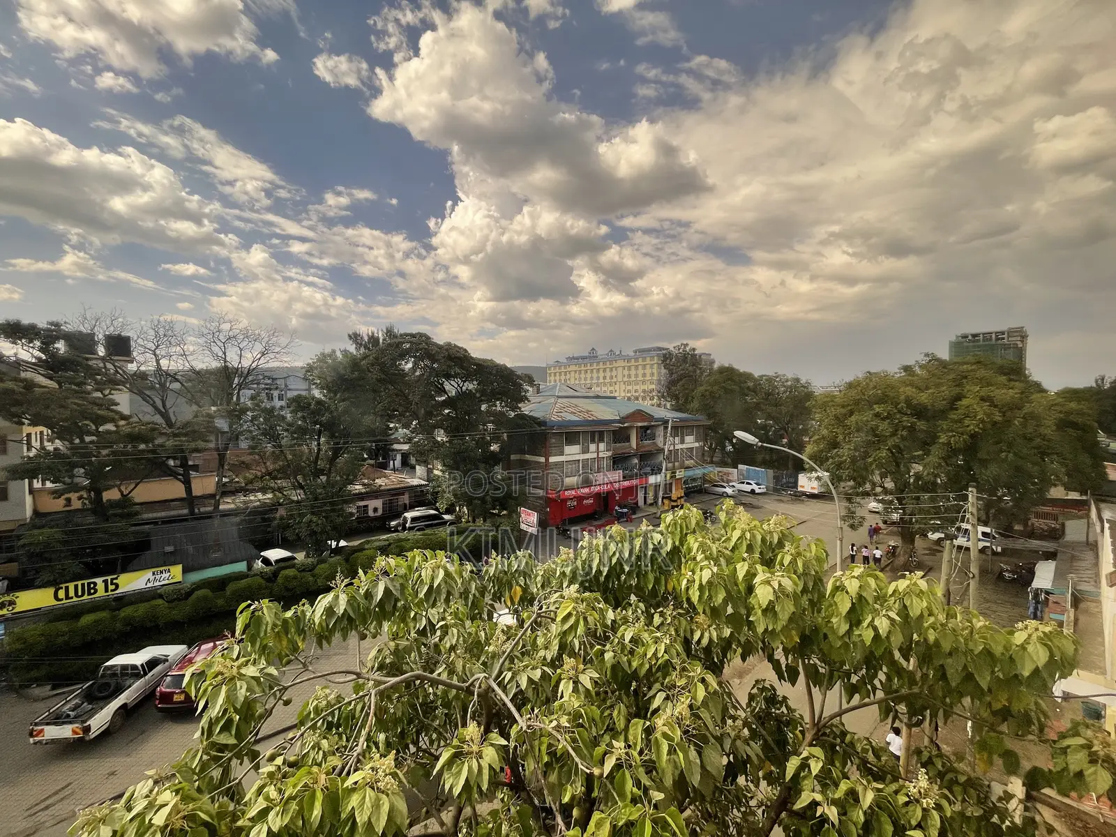 Prime Commercial Building to Let – Oginga Odinga Street