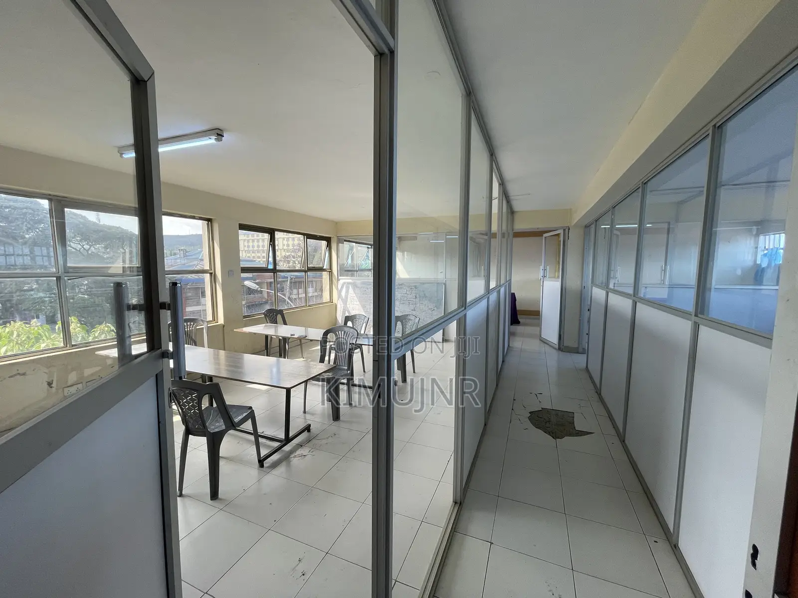 Prime Commercial Building to Let – Oginga Odinga Street