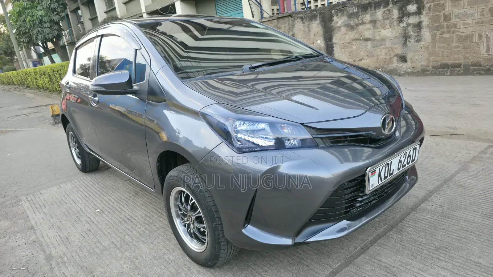 Toyota Vitz 2015 Gray