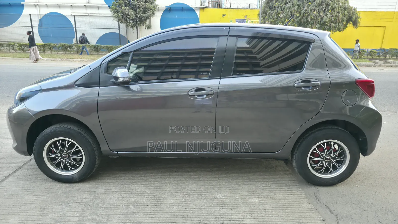 Toyota Vitz 2015 Gray