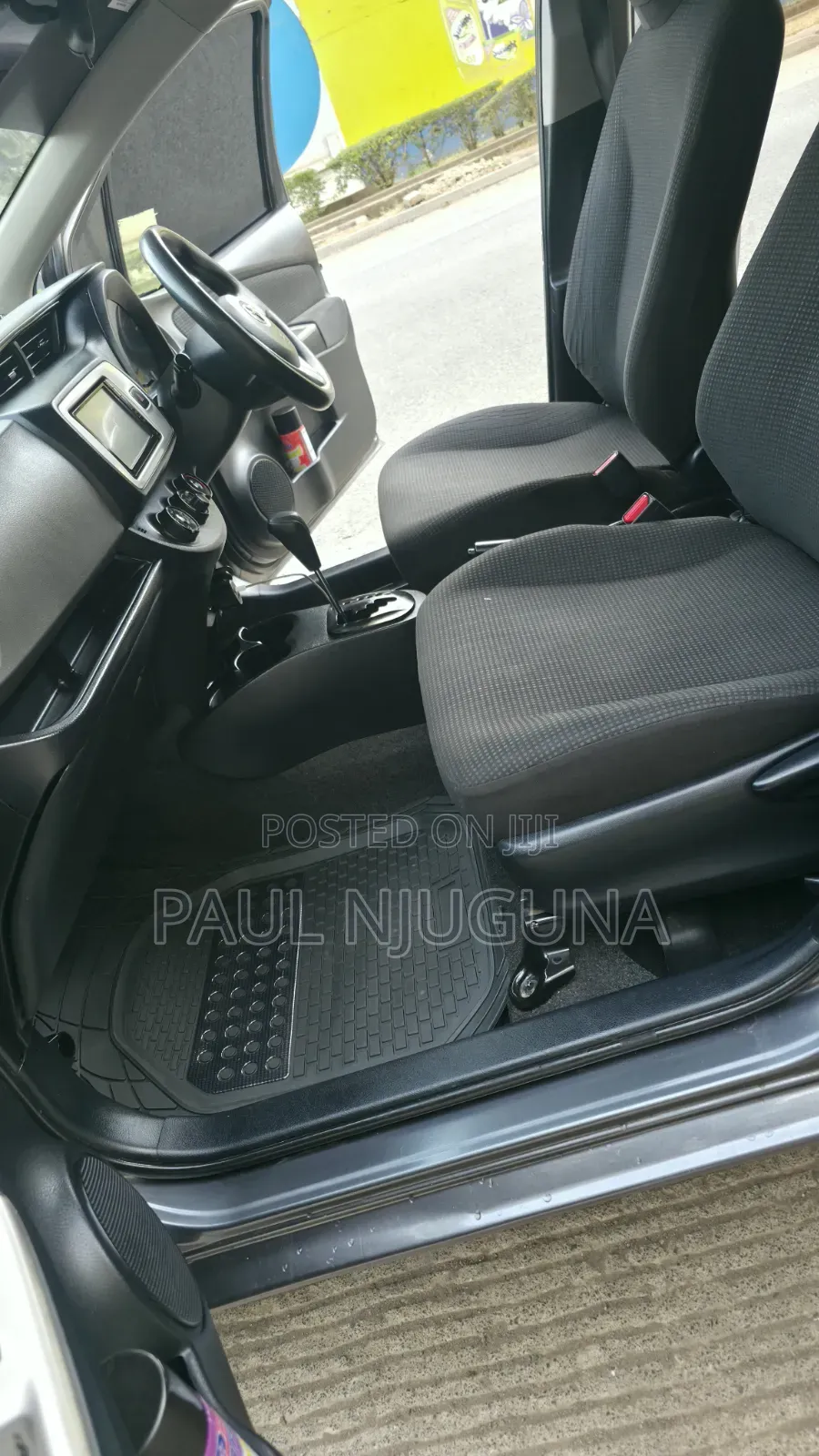 Toyota Vitz 2015 Gray