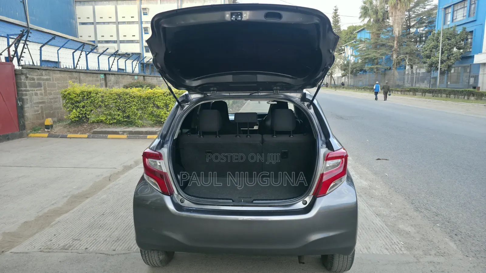 Toyota Vitz 2015 Gray