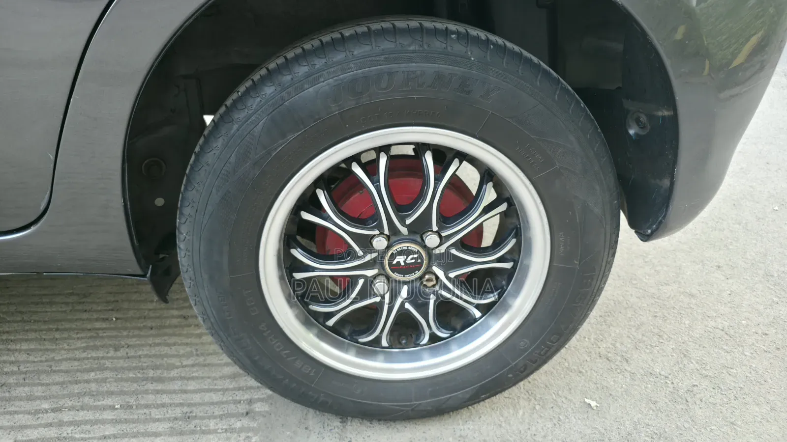 Toyota Vitz 2015 Gray