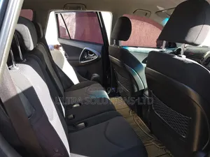 Toyota RAV4 2011 Black