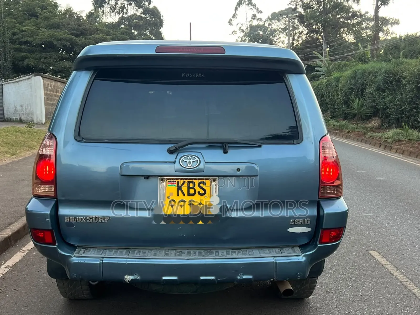Toyota Hilux Surf 2003 Gray