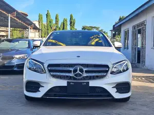 Mercedes-Benz E300 2019 White