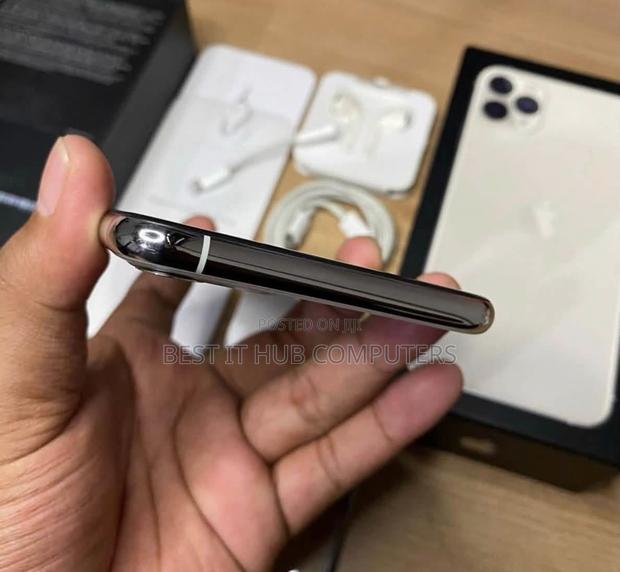 Apple iPhone 11 Pro Max 256 GB Silver - thumbnail 4