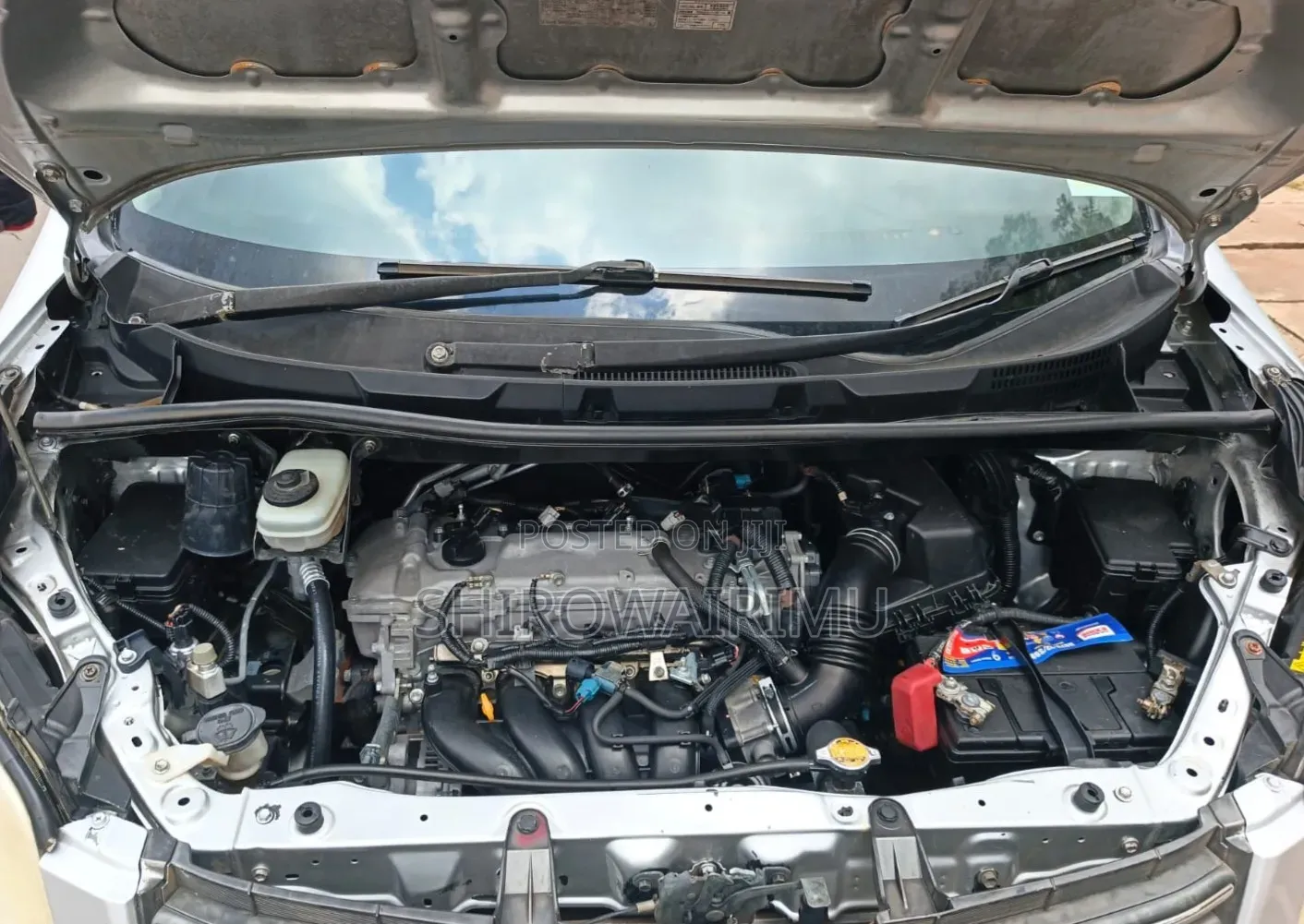 Toyota Noah 2012 Gray