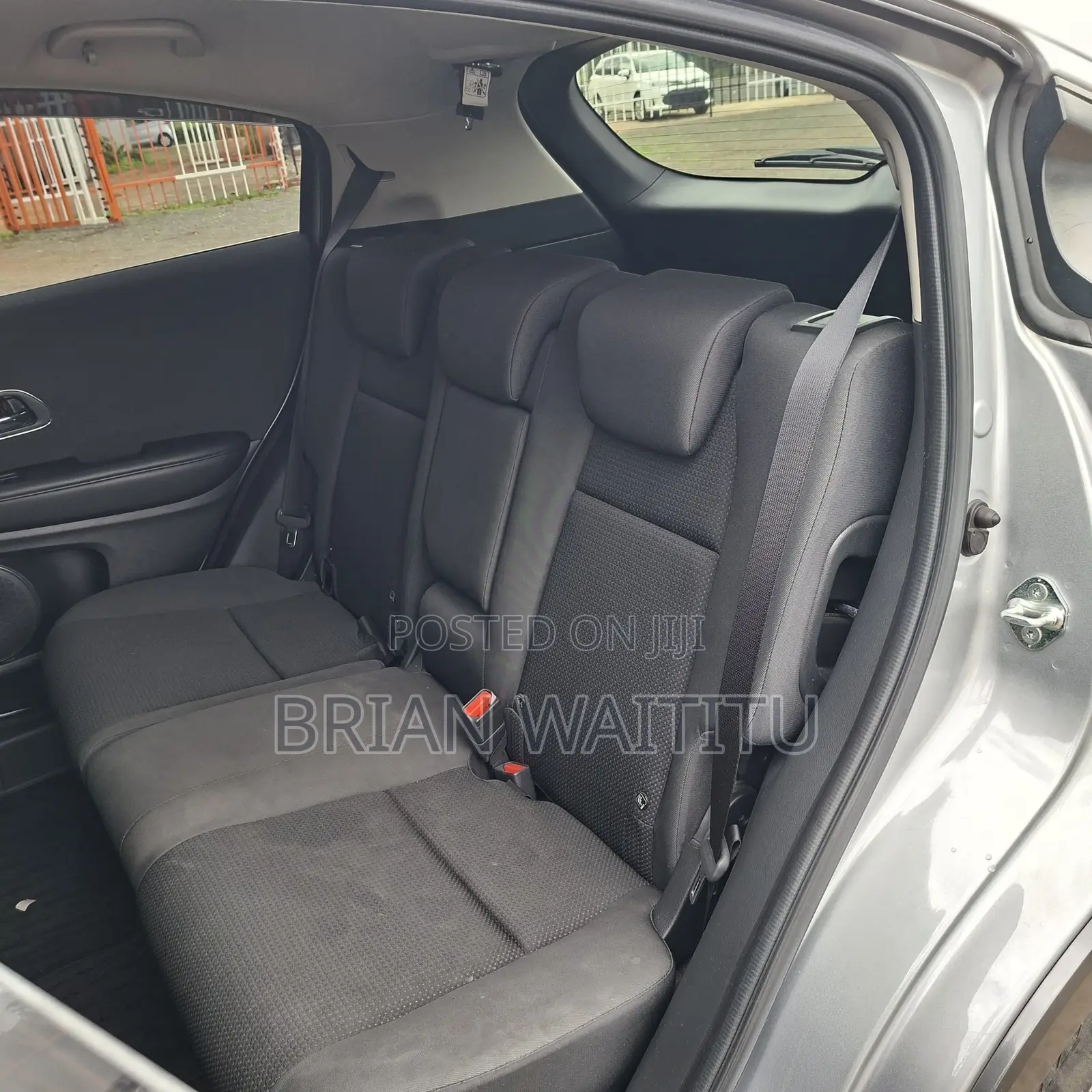 Honda Vezel 2018 Silver