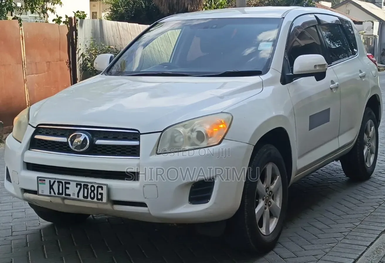Toyota RAV4 2014 Off white