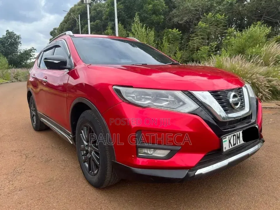 Nissan X-Trail 2016 Red