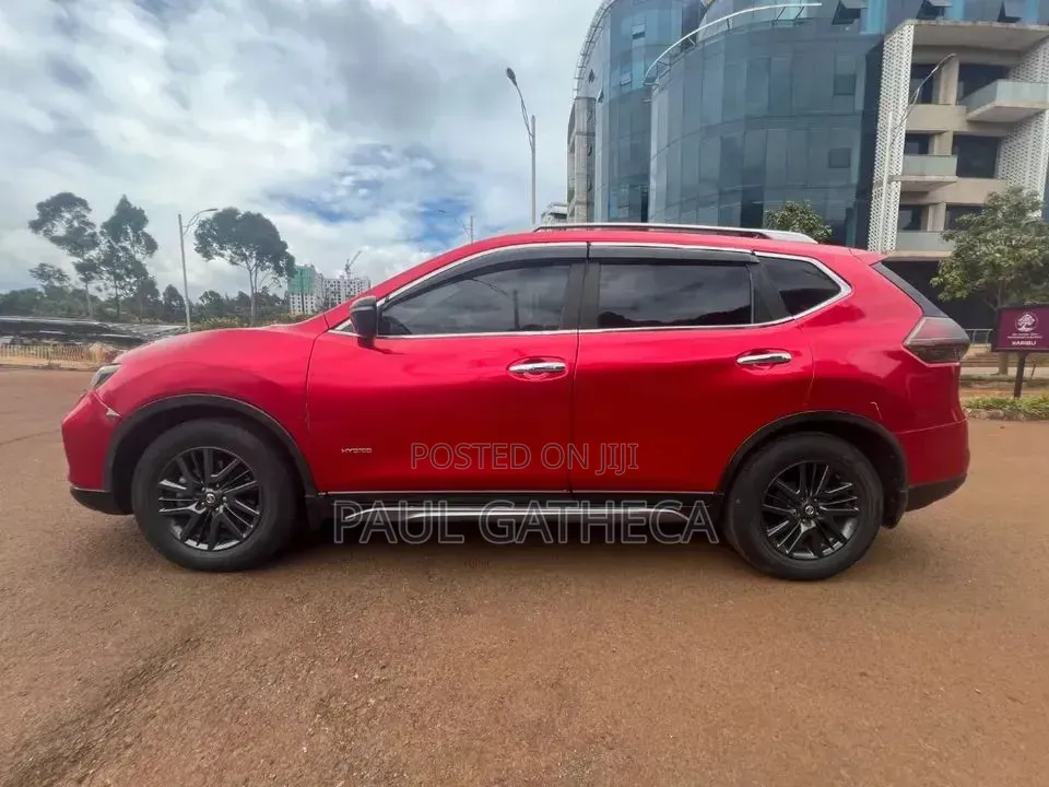 Nissan X-Trail 2016 Red