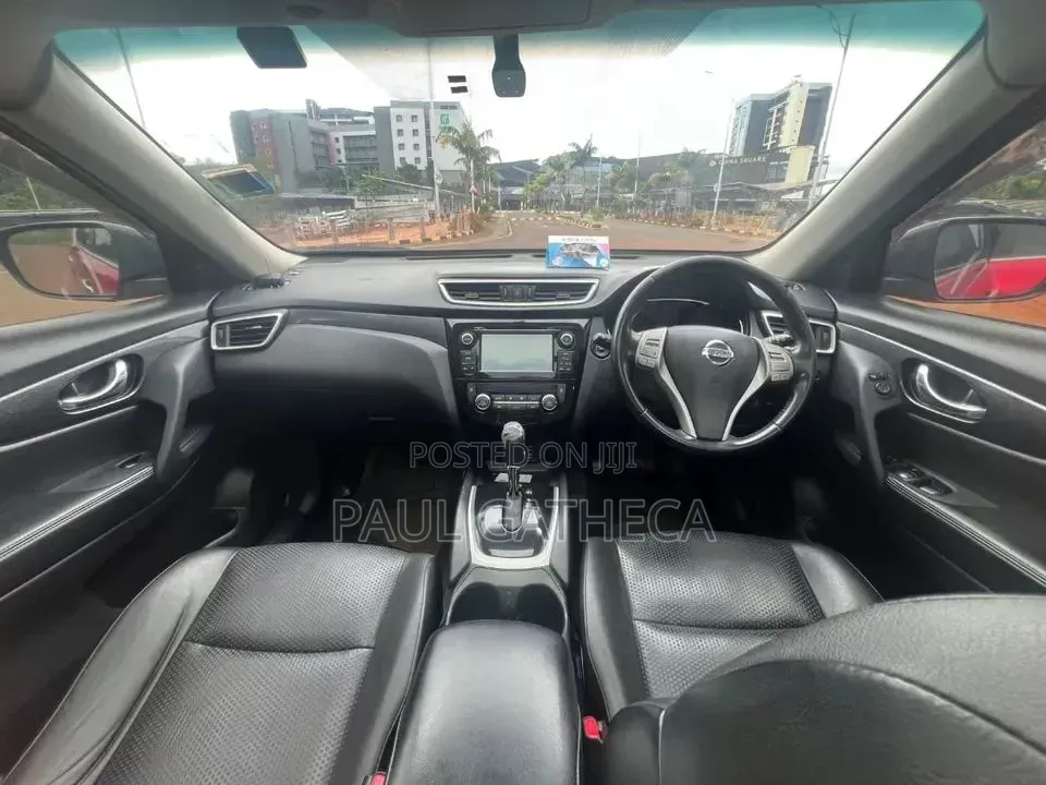 Nissan X-Trail 2016 Red