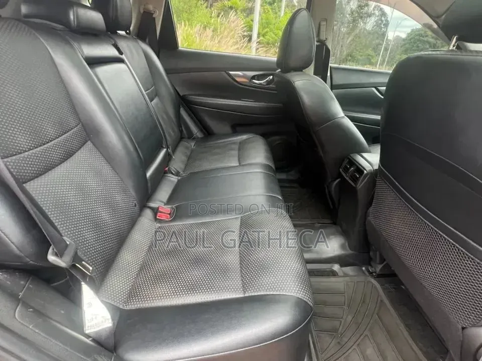Nissan X-Trail 2016 Red