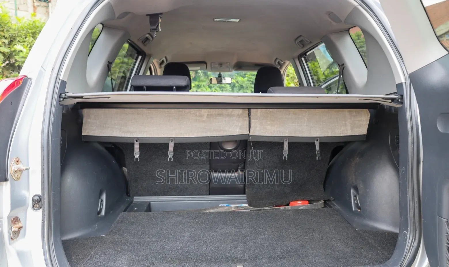 Toyota RAV4 2010 Silver