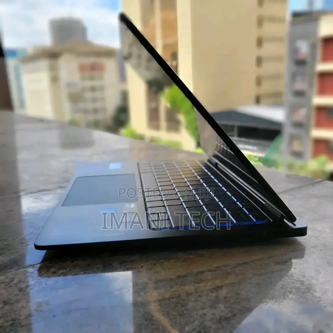 New Laptop HP Omen Transcend 14-fb0023dx 32GB Nvidia SSD 1T