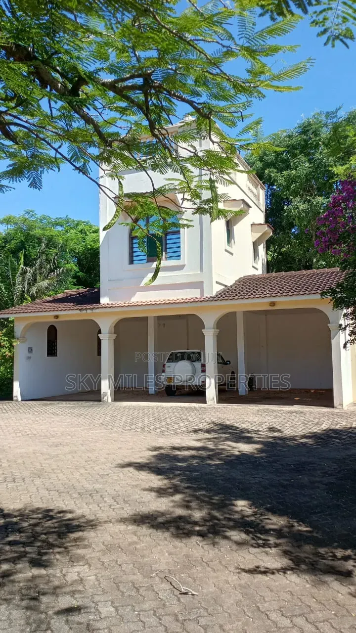 7bdrm Villa in Kuruwitu, Vipingo for sale