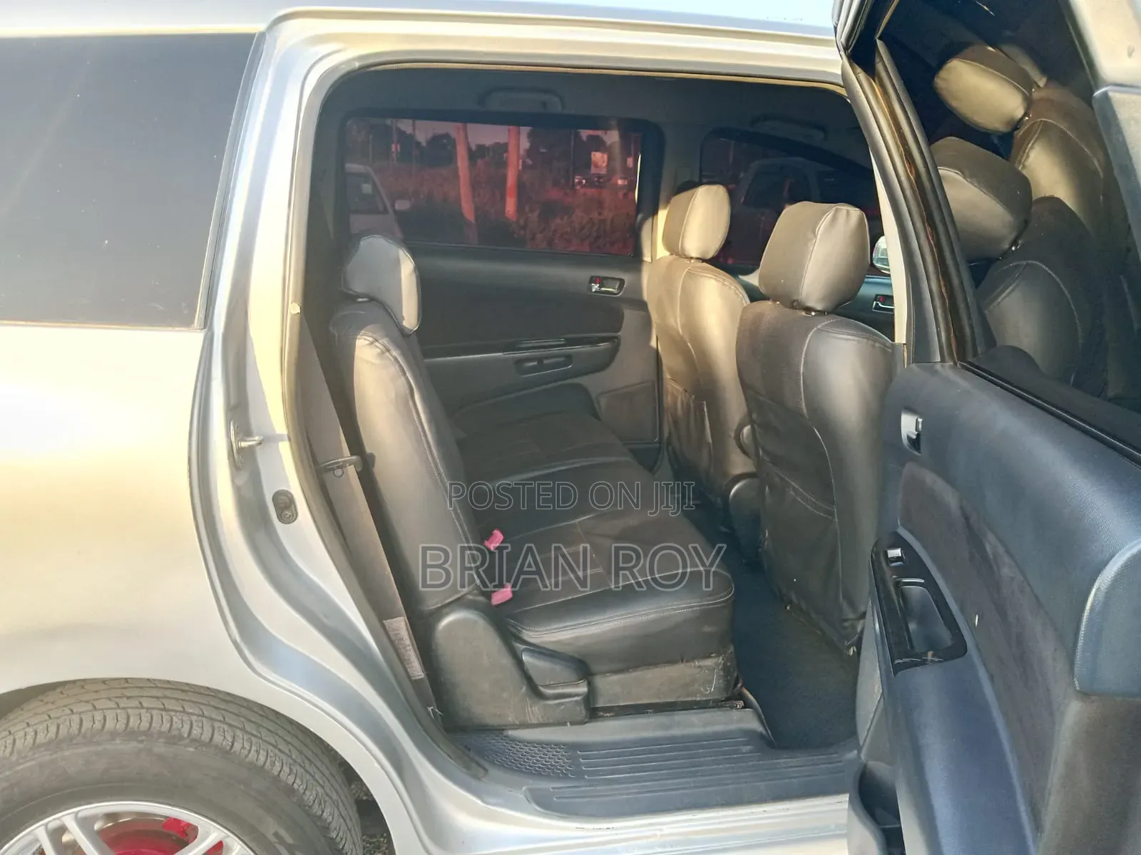 Toyota Wish 2005 Silver