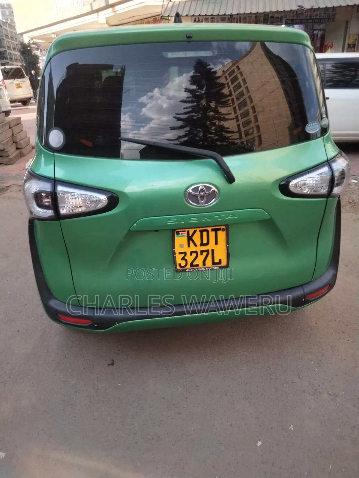 Toyota Sienta 2018 Green