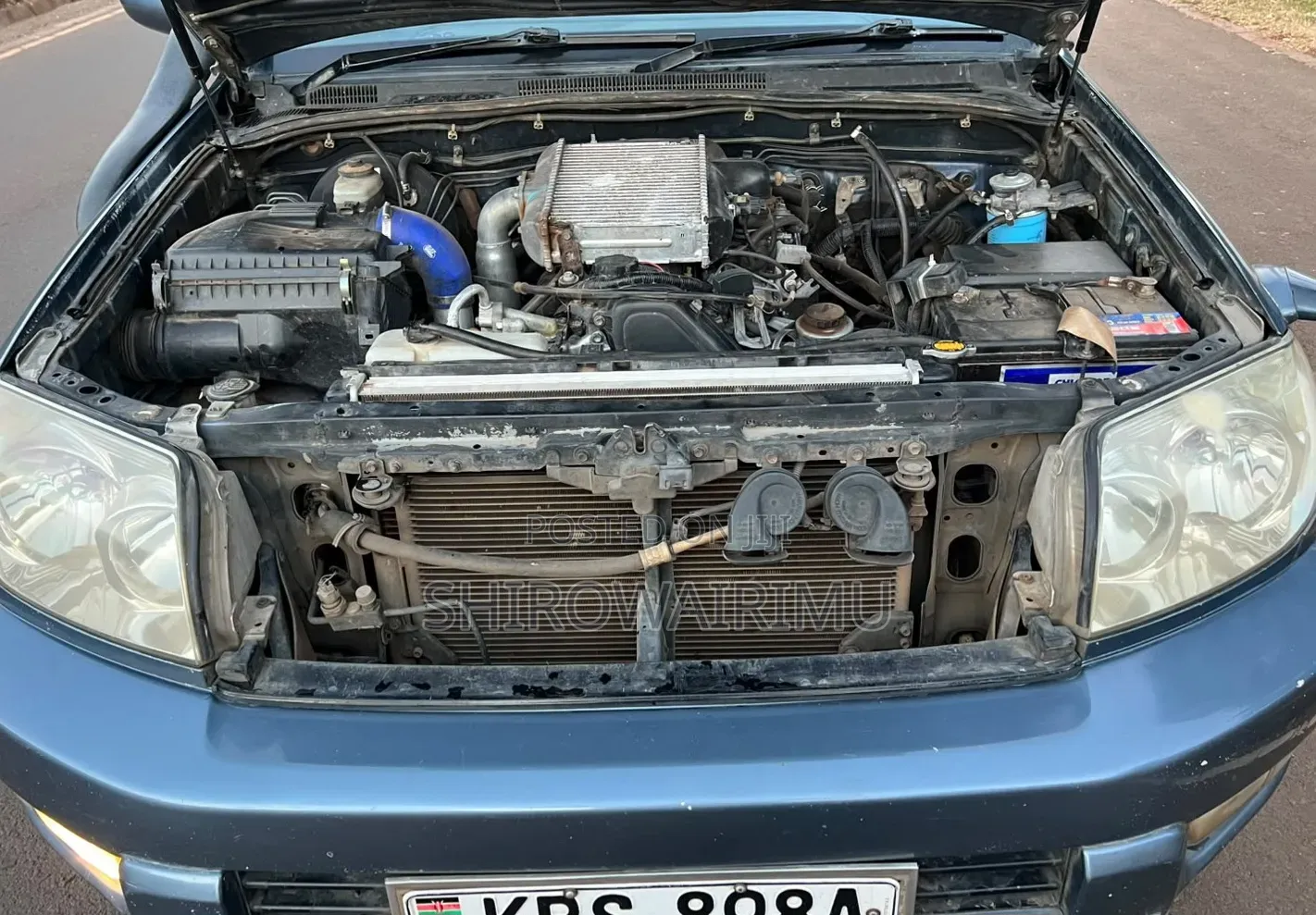 Toyota Hilux Surf 2005 Blue