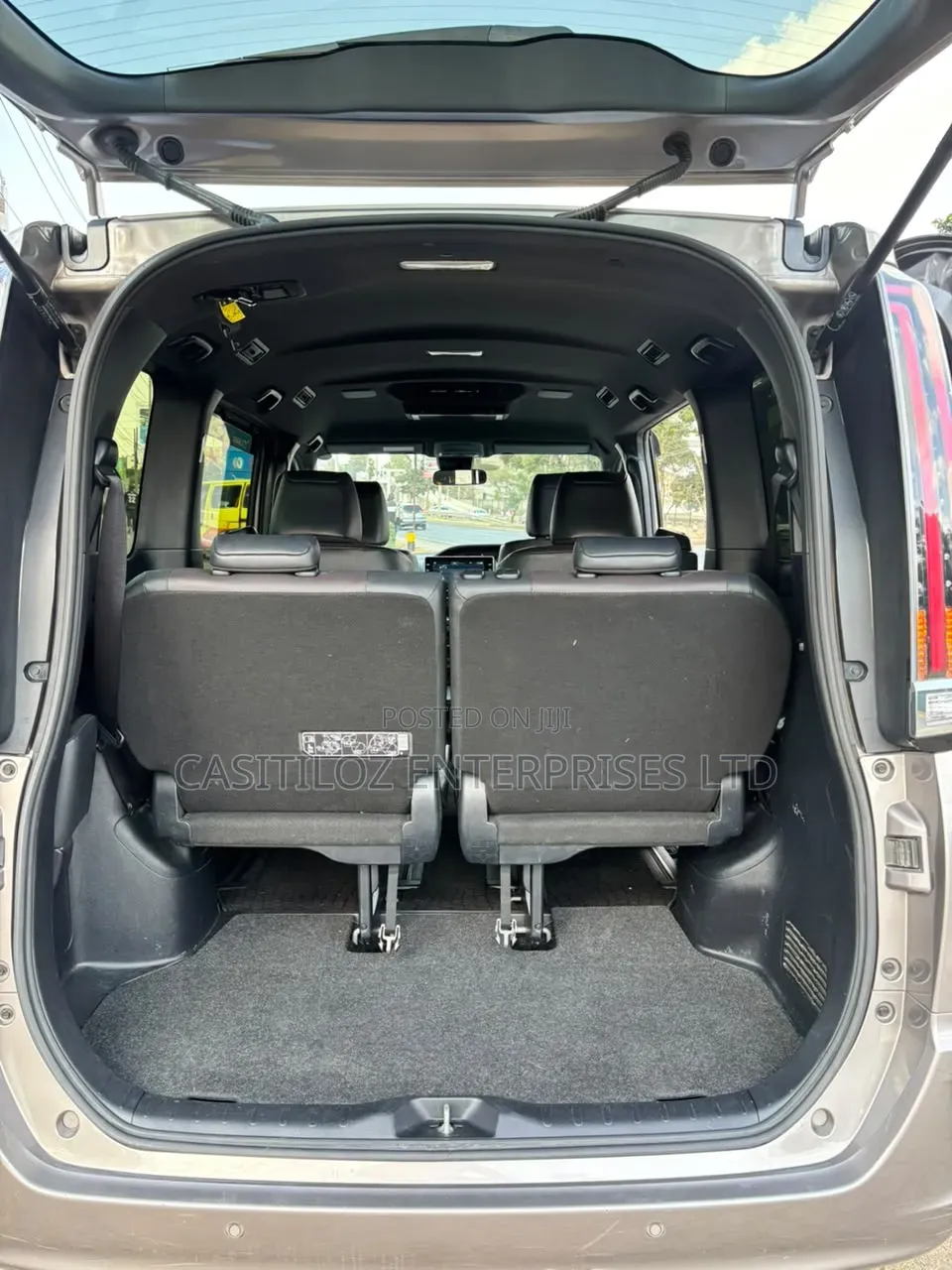 Toyota Esquire 2019 Gray