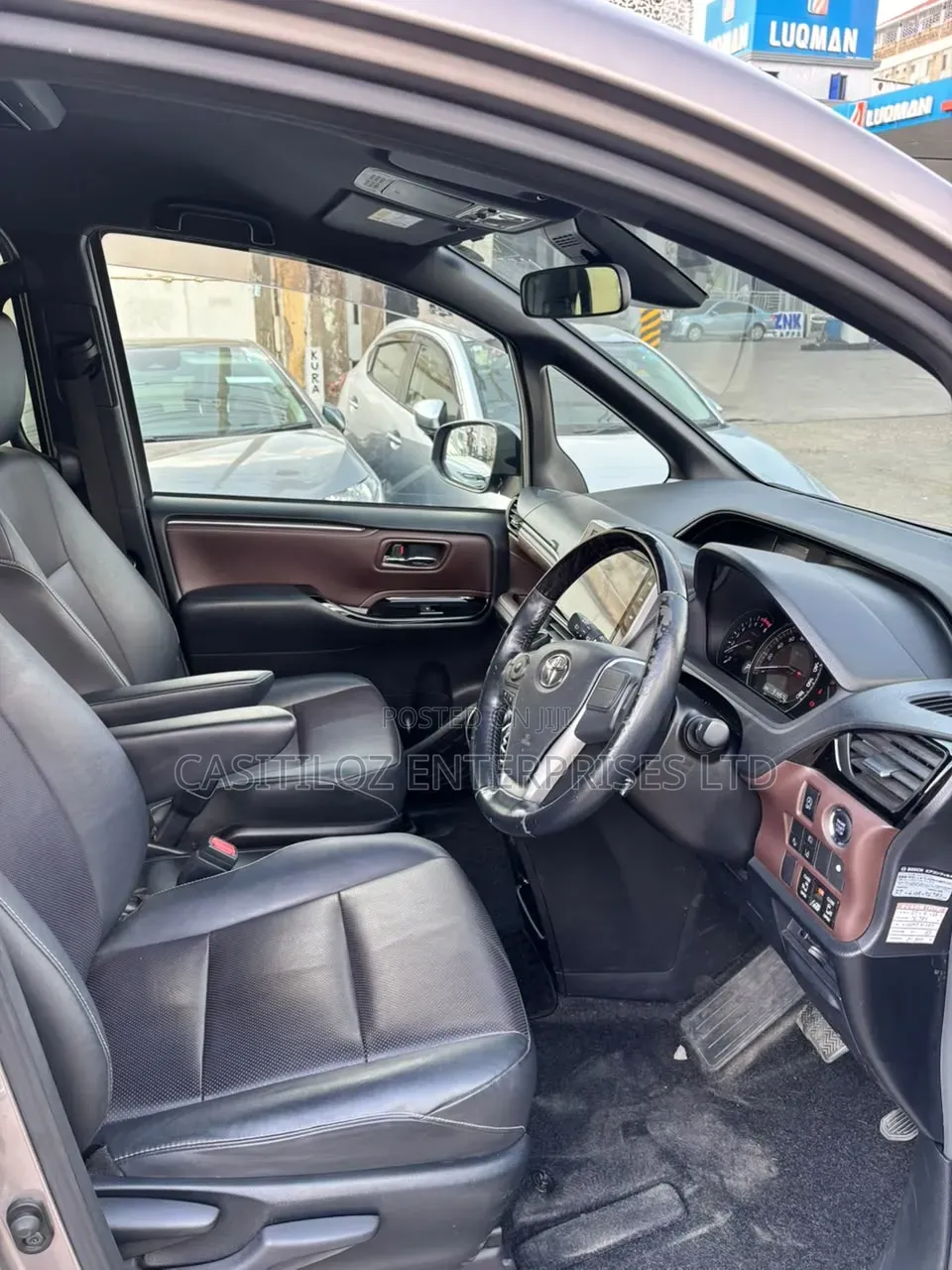 Toyota Esquire 2019 Gray