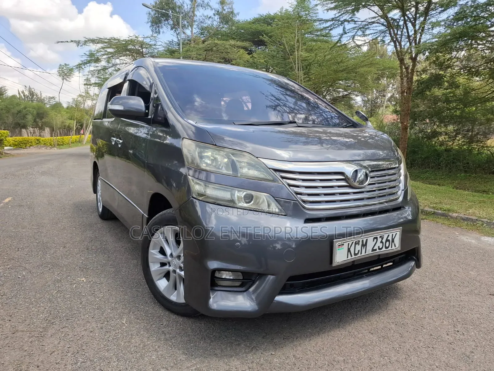 Toyota Vellfire 2010 Gray