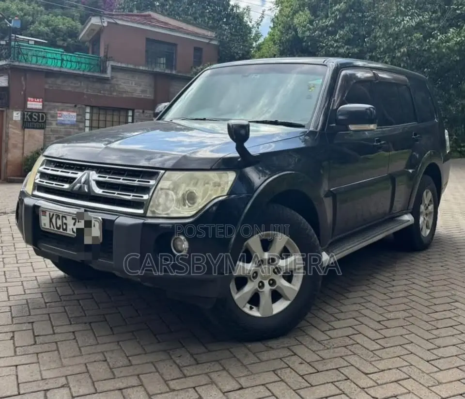 Mitsubishi Pajero 3.2 DI-D Avance Automatic 2008 Black