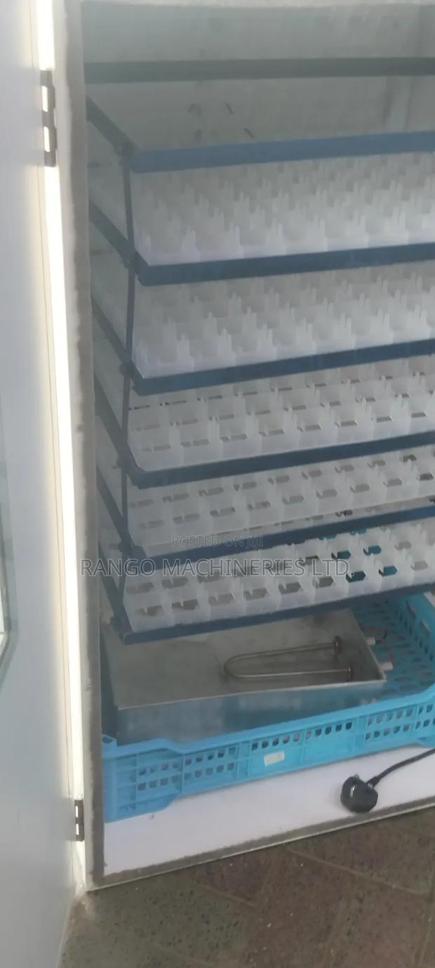 Automatic Incubator - thumbnail 4