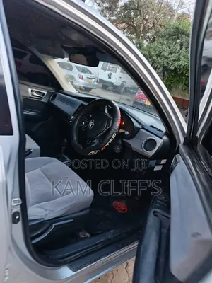 Toyota Axio 2012 Silver