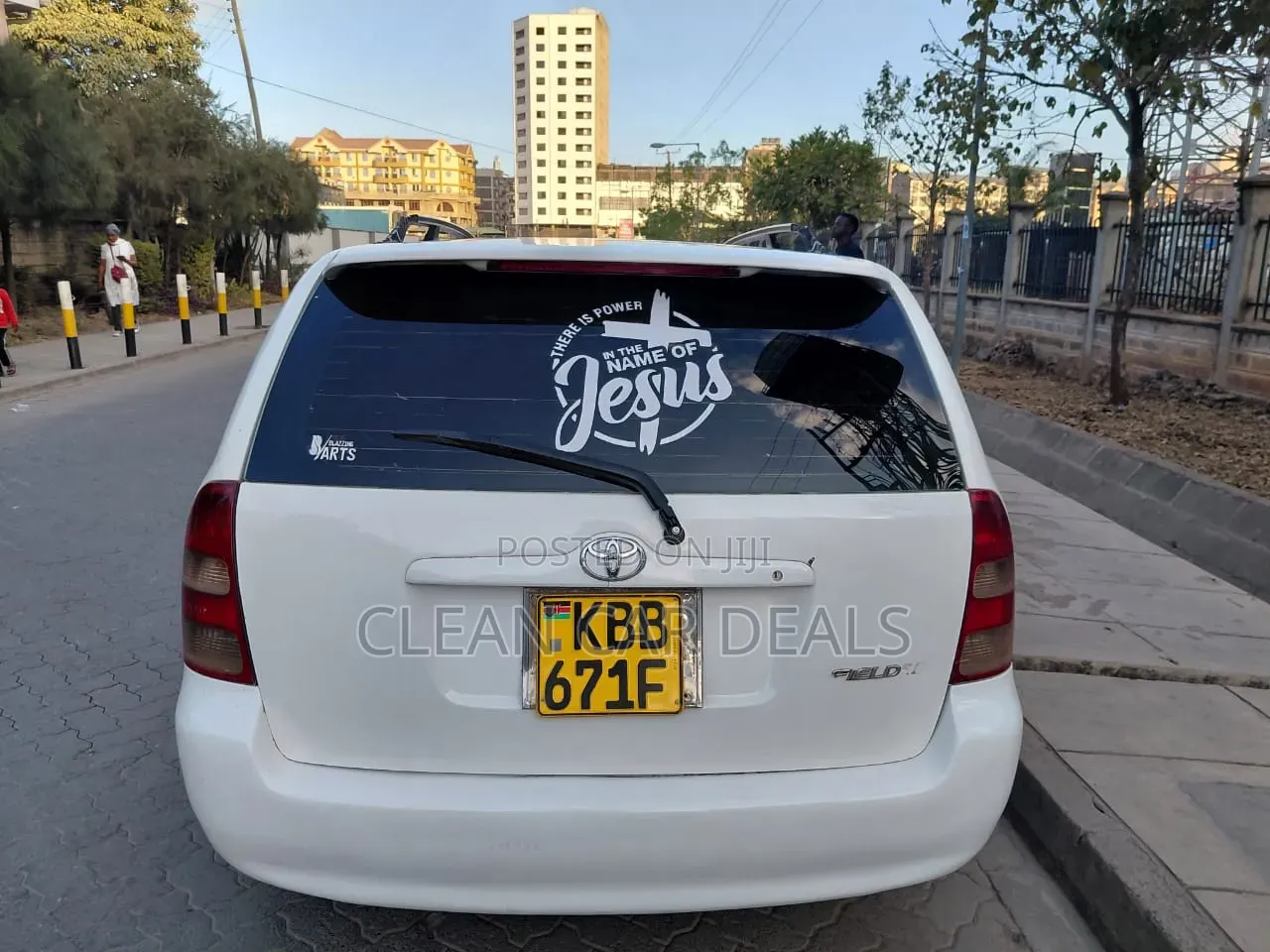Toyota Corolla Fielder 2004 White