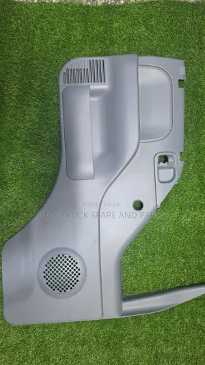 Isuzu 4.3 Door Cover/Nkr,npr