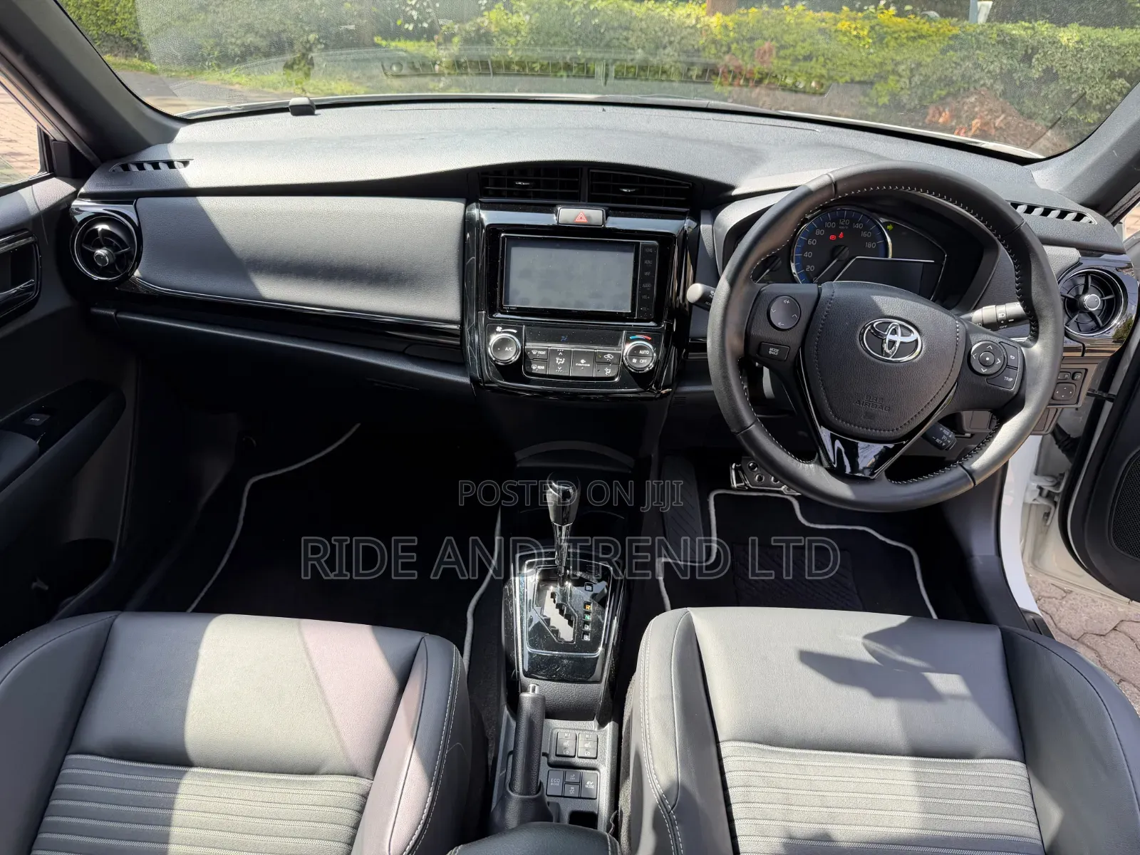 Toyota Corolla Fielder 2019 White