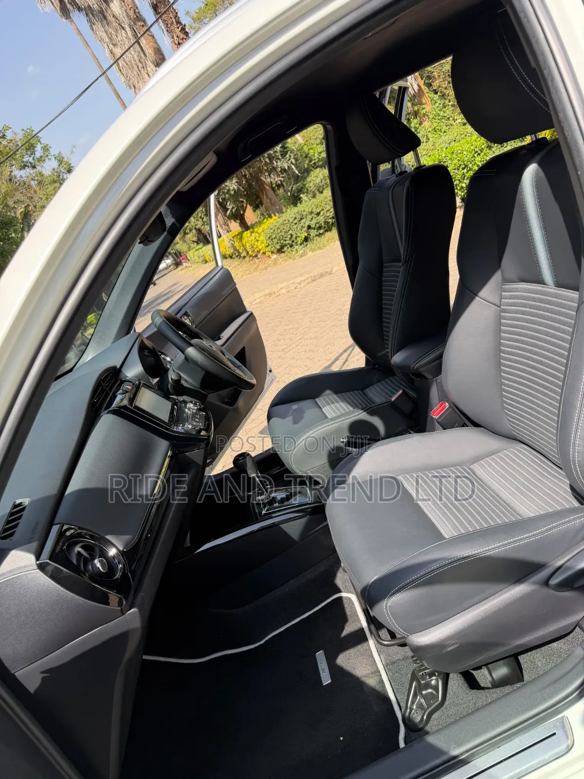 Toyota Corolla Fielder 2019 White