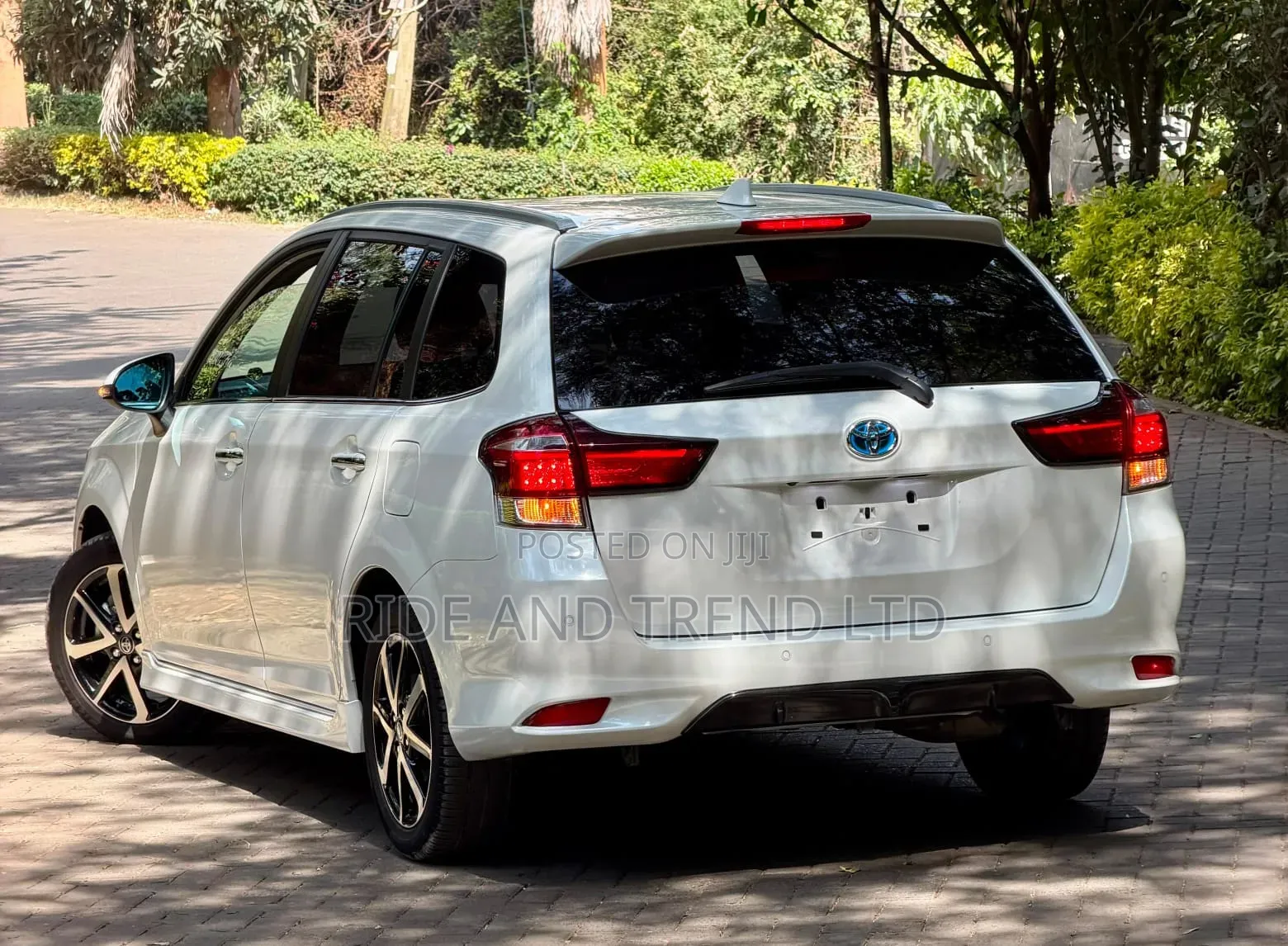 Toyota Corolla Fielder 2019 White