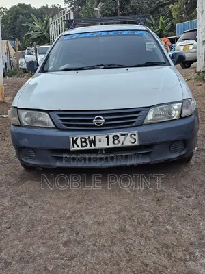 Nissan Advan 2002 White