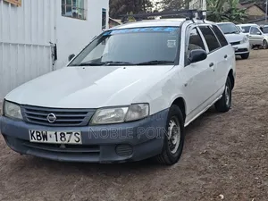 Nissan Advan 2002 White