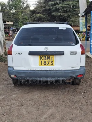 Nissan Advan 2002 White