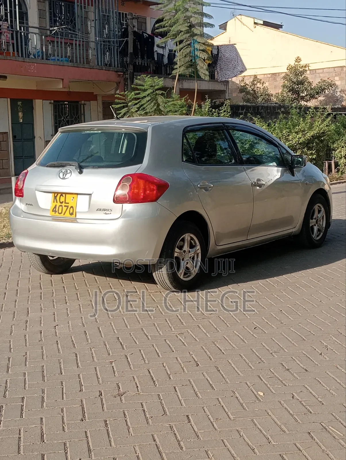 Toyota Auris 2010 Silver