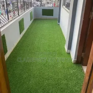 Artificial Balcony Grass With Wall Ascents Artificial Grass