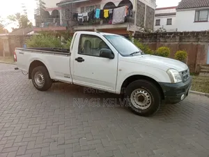 Isuzu D-MAX 2008 White