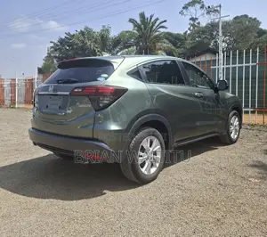 Honda Vezel 2020 Green