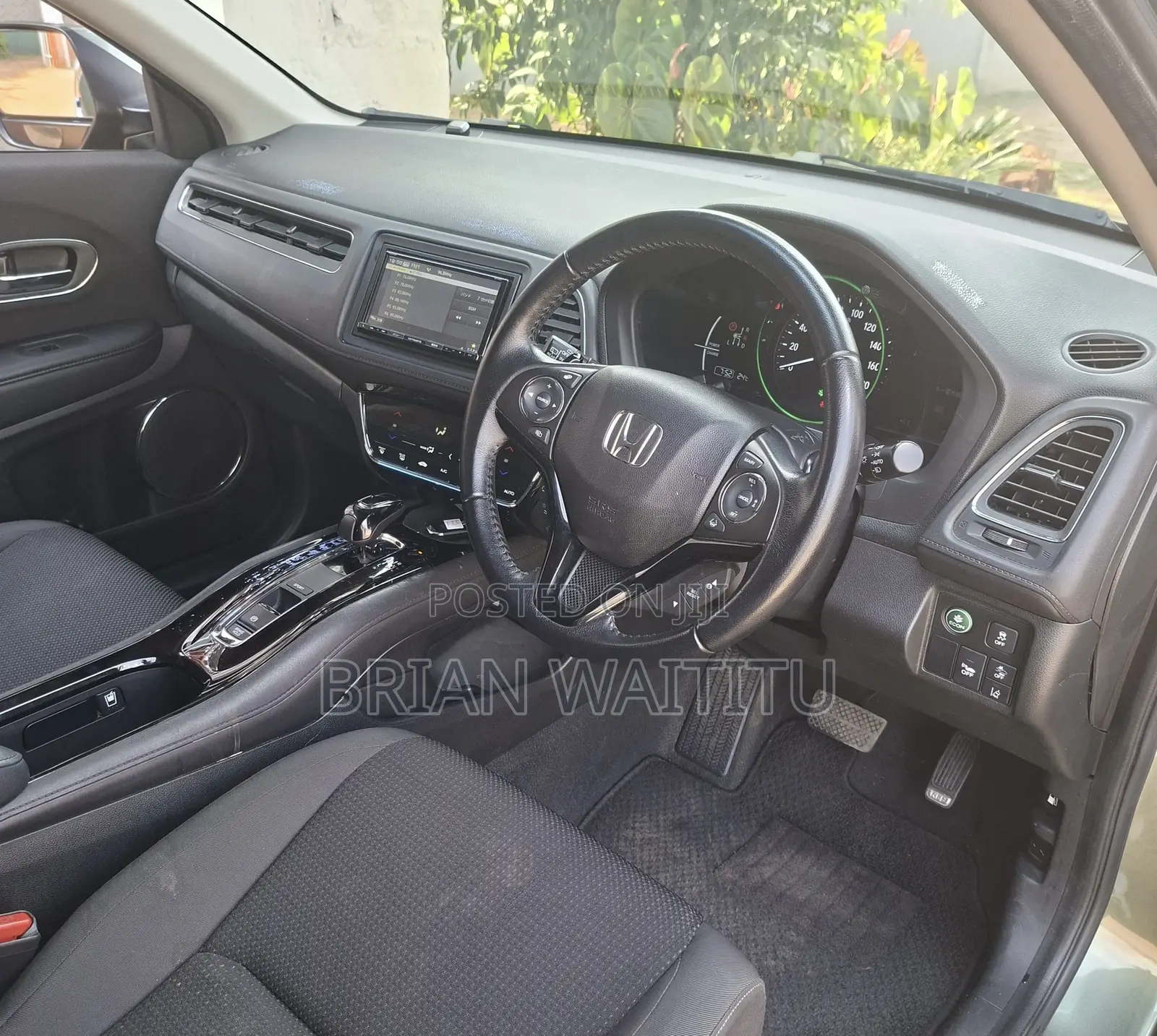 Honda Vezel 2020 Green