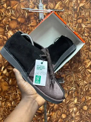 *Clarks Originals Double Colored
