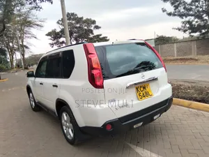 Nissan X-Trail 2010 White
