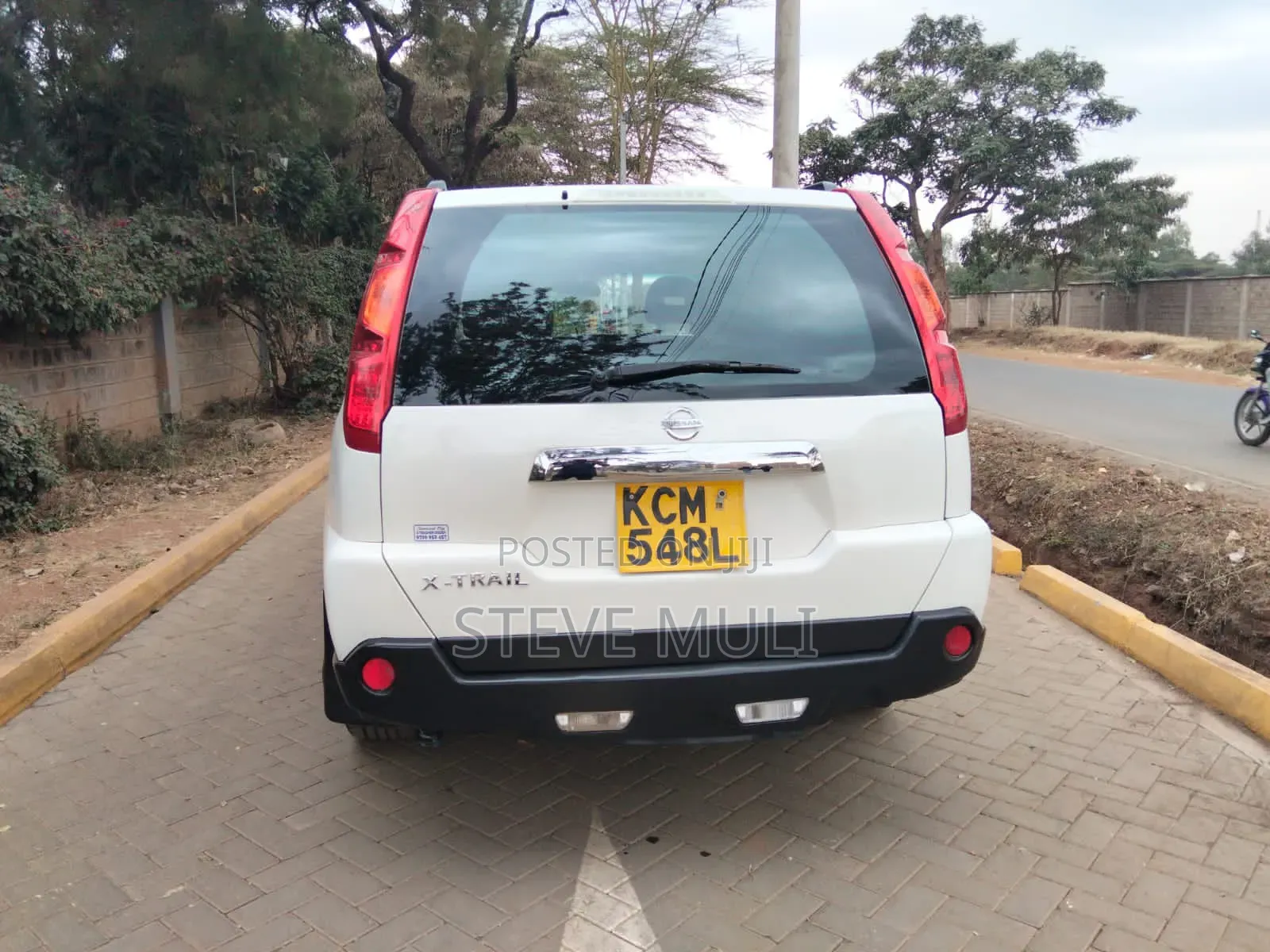 Nissan X-Trail 2010 White