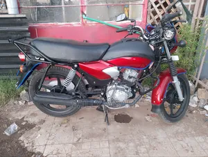 TVS HLX 125 2022 Red