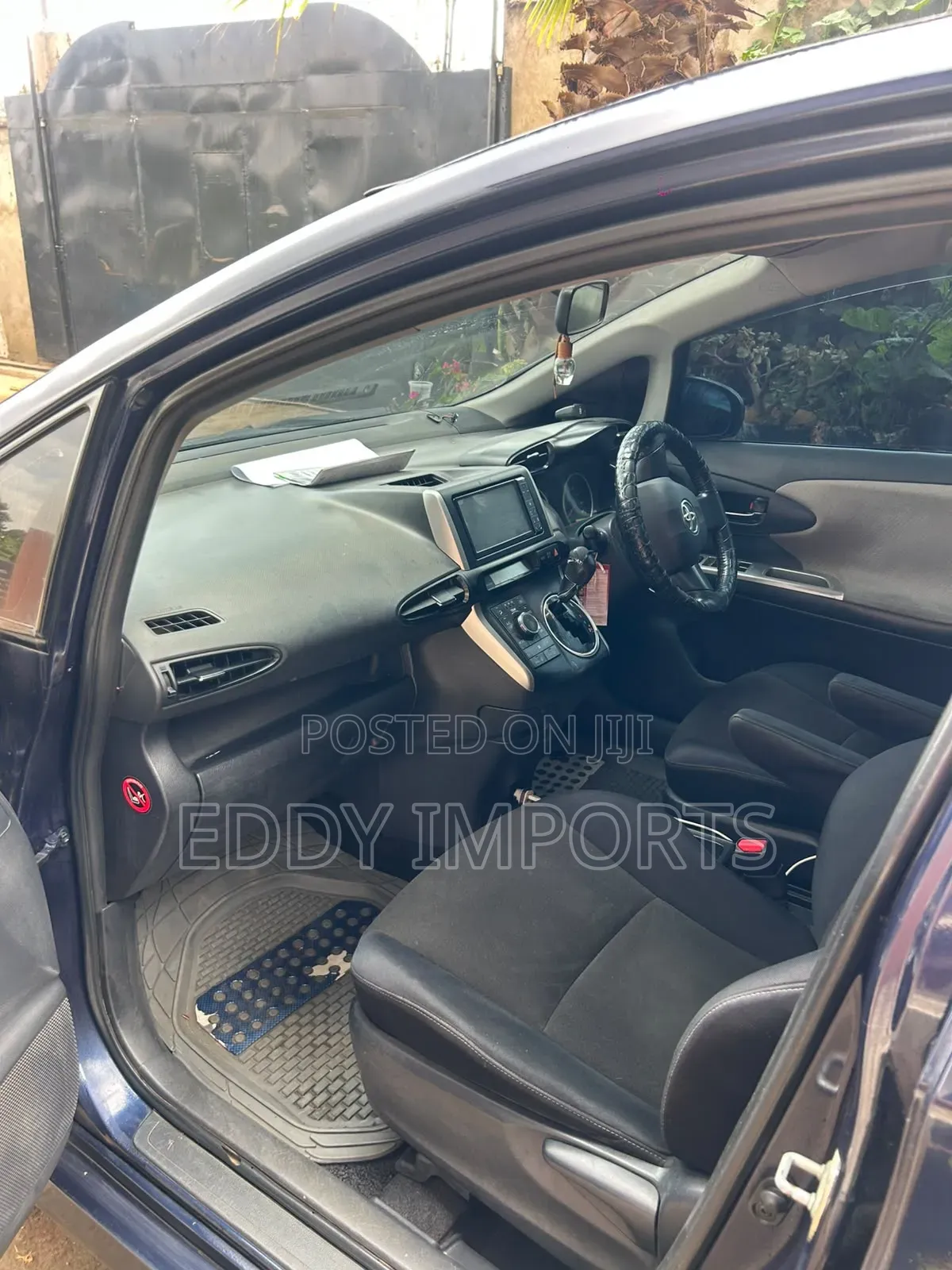Toyota Wish 2011 Blue