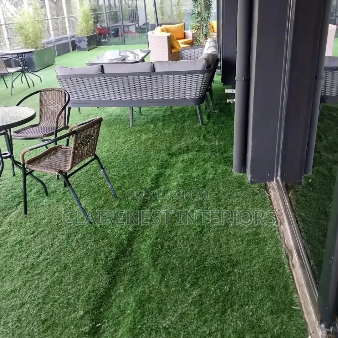 Green Flooring for Unforgettable Spaces 35mm Artificial Grass Carpet
