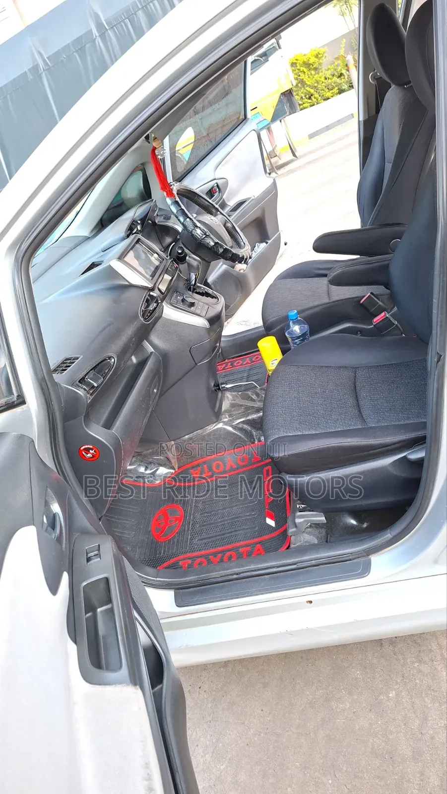 Toyota Wish 2013 Silver